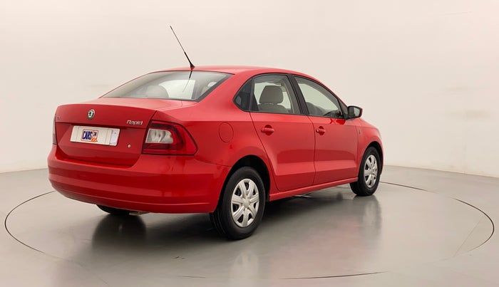 2012 Skoda Rapid AMBITION 1.6 TDI CR MT, Diesel, Manual, 1,05,577 km, Right Back Diagonal