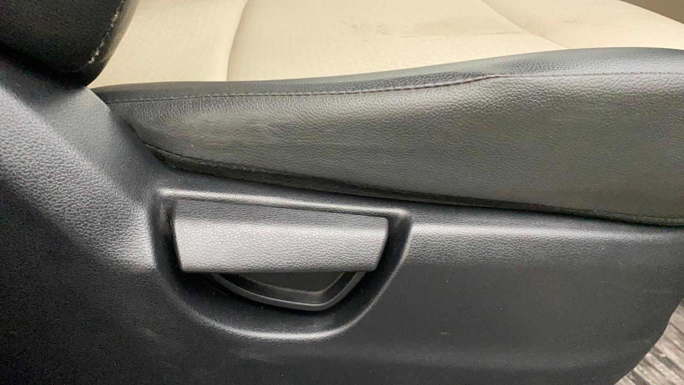 2020 Hyundai NEW SANTRO ERA EXECUTIVE, Petrol, Manual, 19,690 km, Driver Side Adjustment Panel