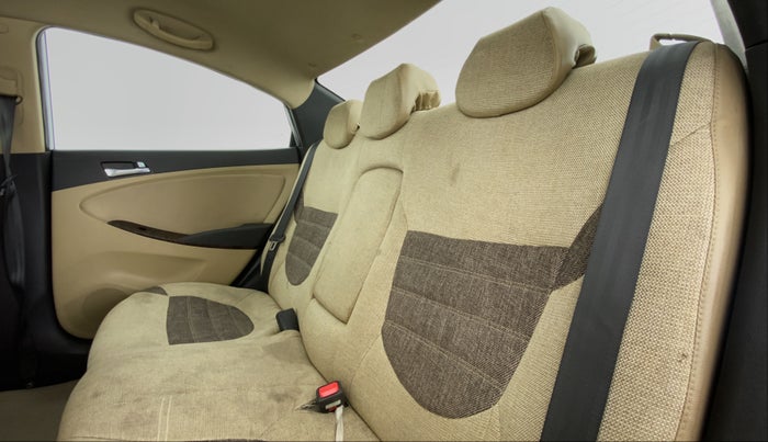 2013 Hyundai Verna FLUIDIC 1.6 SX CRDI, Diesel, Manual, 33,838 km, Right Side Rear Door Cabin