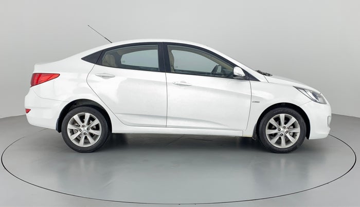 2013 Hyundai Verna FLUIDIC 1.6 SX CRDI, Diesel, Manual, 33,838 km, Right Side
