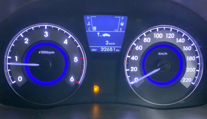2013 Hyundai Verna FLUIDIC 1.6 SX CRDI, Diesel, Manual, 33,838 km, Odometer Image