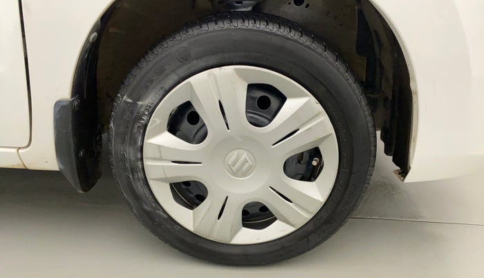 2017 Maruti Wagon R 1.0 VXI, Petrol, Manual, 37,340 km, Right Front Wheel