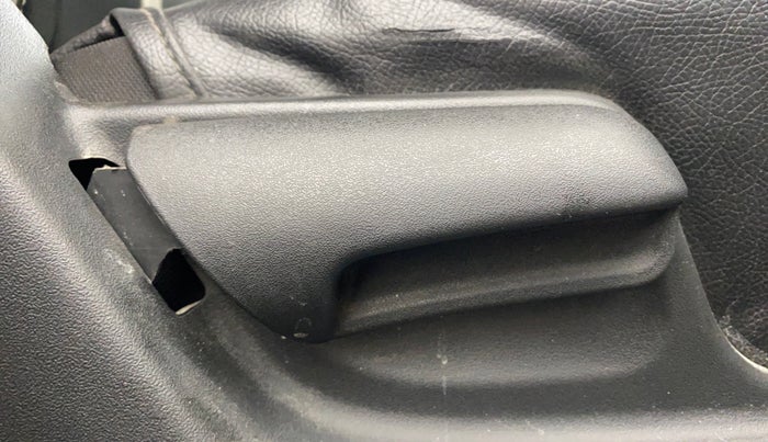 2015 Maruti Swift LXI (O), Petrol, Manual, 87,471 km, Driver Side Adjustment Panel