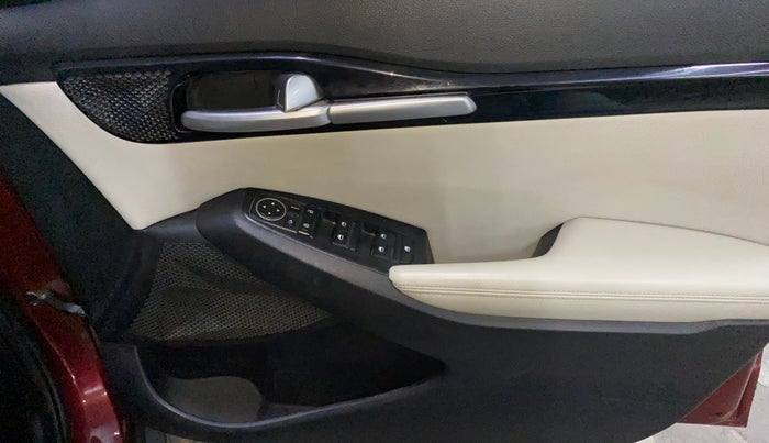 2021 KIA SELTOS HTX IVT 1.5 PETROL, Petrol, Automatic, 88,229 km, Driver Side Door Panels Control