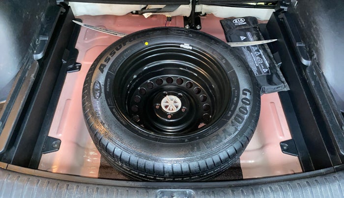 2021 KIA SELTOS HTX IVT 1.5 PETROL, Petrol, Automatic, 88,229 km, Spare Tyre