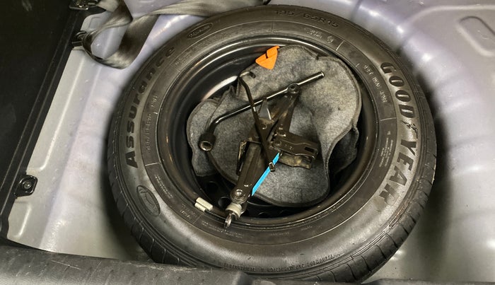 2021 Hyundai VENUE S 1.2, Petrol, Manual, 36,846 km, Spare Tyre