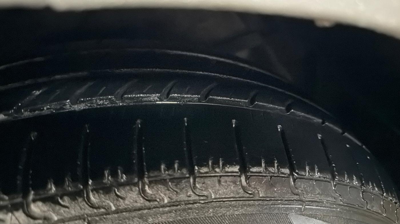 2018 Maruti Ertiga VXI, Petrol, Manual, 91,882 km, Right Front Tyre Tread