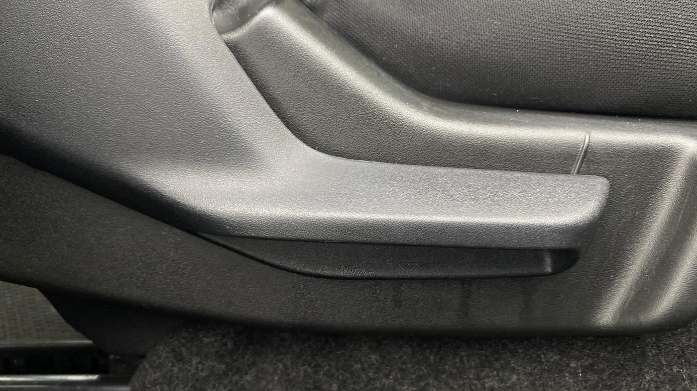 2020 Maruti Baleno DELTA PETROL 1.2, Petrol, Manual, 81,076 km, Driver Side Adjustment Panel