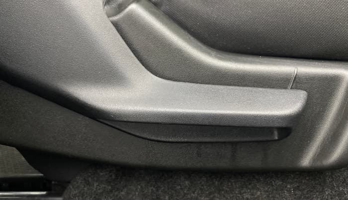 2020 Maruti Baleno DELTA PETROL 1.2, Petrol, Manual, 81,076 km, Driver Side Adjustment Panel