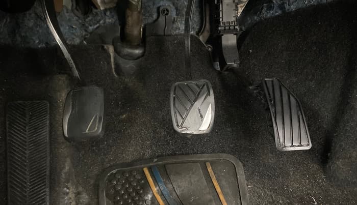 2020 Maruti Baleno DELTA PETROL 1.2, Petrol, Manual, 81,076 km, Pedals