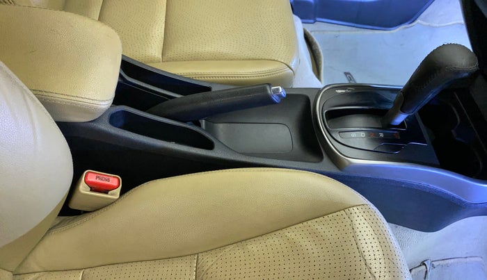 2015 Honda City 1.5L I-VTEC VX CVT, Petrol, Automatic, 84,588 km, Gear Lever
