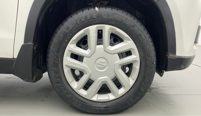 2018 Maruti Vitara Brezza VDI OPT, Diesel, Manual, 34,238 km, Right Front Wheel
