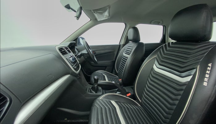 2018 Maruti Vitara Brezza VDI OPT, Diesel, Manual, 34,238 km, Right Side Front Door Cabin