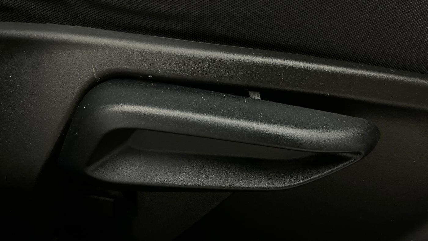 2022 Tata Tiago XZA PLUS PETROL, Petrol, Automatic, 74,079 km, Driver Side Adjustment Panel
