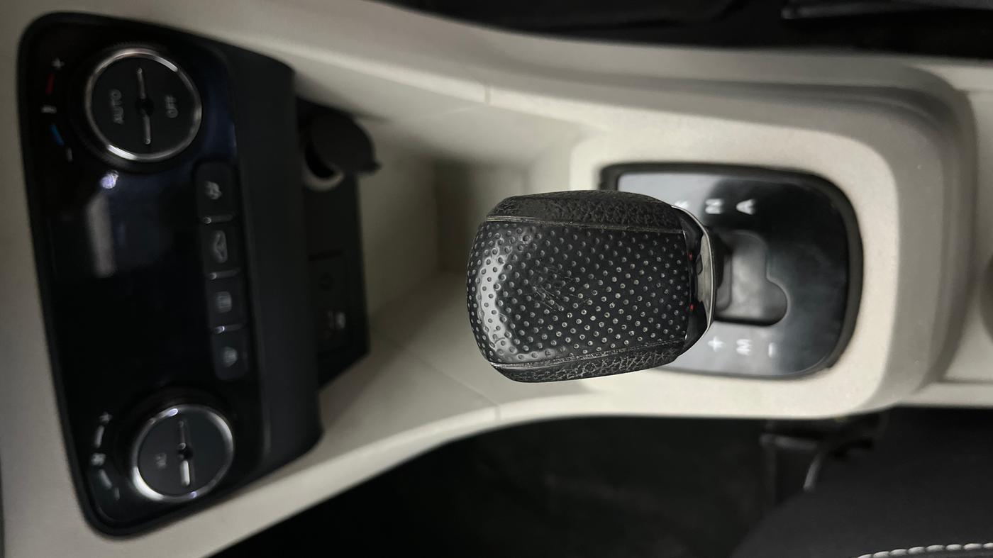 2022 Tata Tiago XZA PLUS PETROL, Petrol, Automatic, 74,079 km, Gear Lever