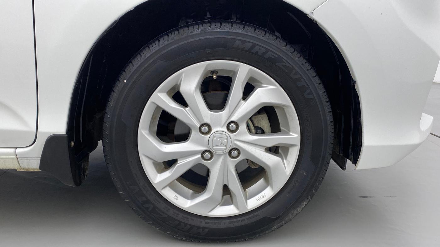 2018 Honda Amaze 1.2 VXMT I VTEC, Petrol, Manual, 18,366 km, Right Front Wheel