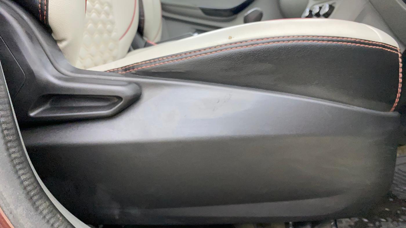 2020 Tata TIGOR XZ PETROL, CNG, Manual, 51,384 km, Driver Side Adjustment Panel