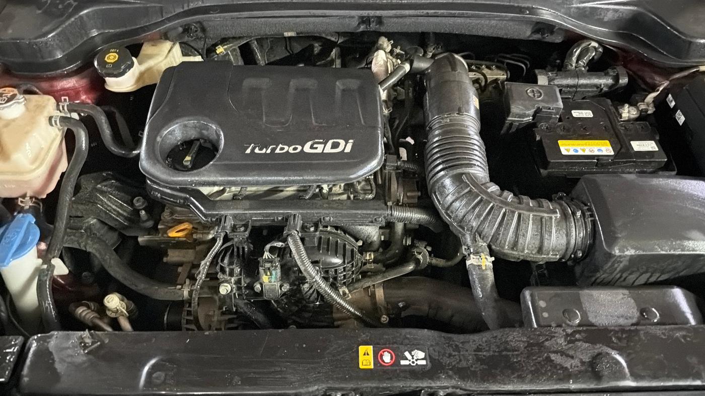 2022 KIA SONET HTX 1.0 IMT, Petrol, Manual, 28,638 km, Engine View