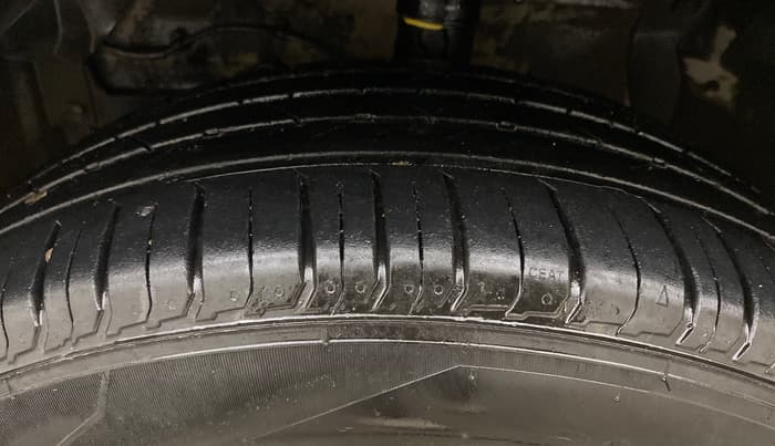 2020 Maruti Vitara Brezza ZXI PLUS, Petrol, Manual, 46,396 km, Left Front Tyre Tread