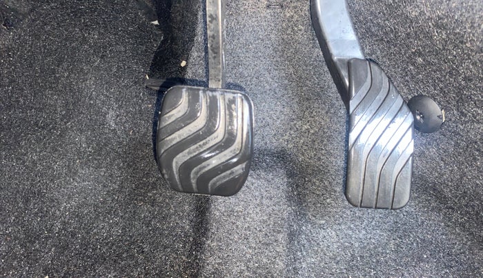 2023 Renault Kiger RXZ AMT, Petrol, Automatic, 3,815 km, Pedals