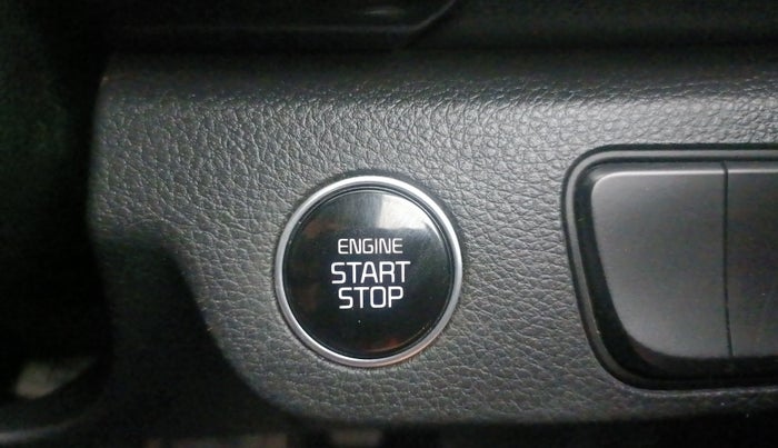 2020 KIA SELTOS HTK PLUS 1.5, Petrol, Manual, 58,615 km, Keyless Start/ Stop Button