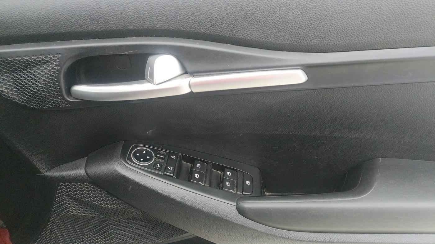 2020 KIA SELTOS HTK PLUS 1.5, Petrol, Manual, 50 km, Driver Side Door Panels Control