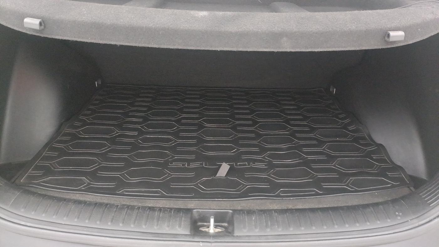 2020 KIA SELTOS HTK PLUS 1.5, Petrol, Manual, 50 km, Boot Inside