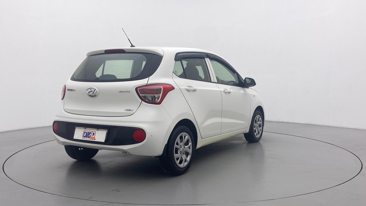 2017 Hyundai Grand i10 SPORTZ 1.2 KAPPA VTVT, Petrol, Manual, 11,961 km, Right Back Diagonal