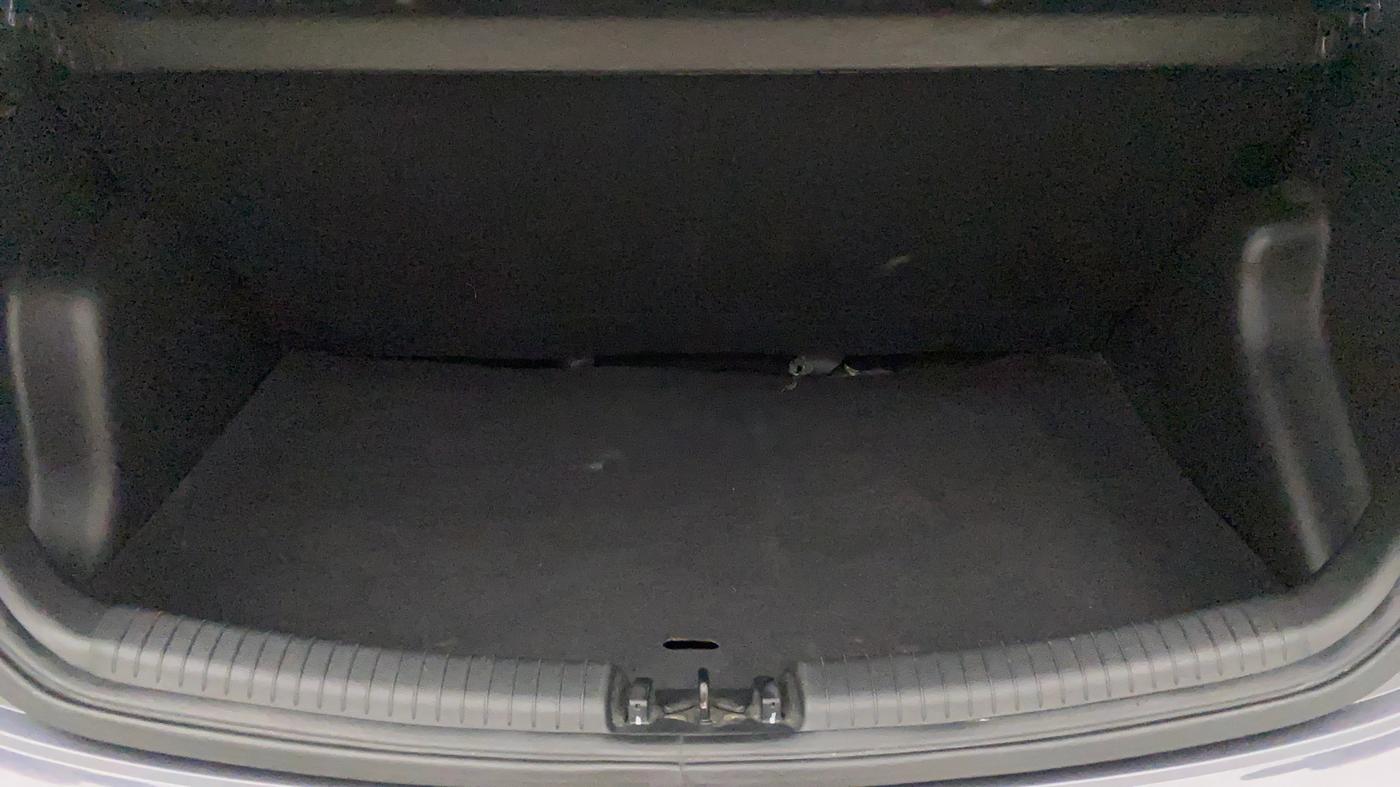 2018 Hyundai Grand i10 SPORTZ 1.2 KAPPA VTVT, Petrol, Manual, 32,393 km, Boot Inside