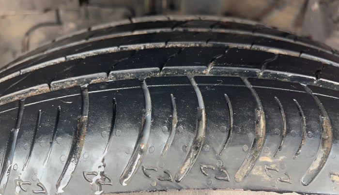 2023 Tata NEXON XM SUNROOF PETROL, Petrol, Manual, 35,110 km, Left Front Tyre Tread