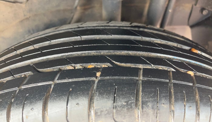 2023 Tata NEXON XM SUNROOF PETROL, Petrol, Manual, 35,110 km, Left Rear Tyre Tread