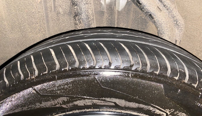 2023 Nissan MAGNITE XV MT, Petrol, Manual, 17,335 km, Right Rear Tyre Tread