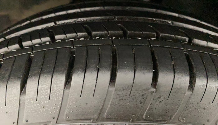 2021 Tata Harrier XZA PLUS 2.0L, Diesel, Automatic, 13,924 km, Left Front Tyre Tread