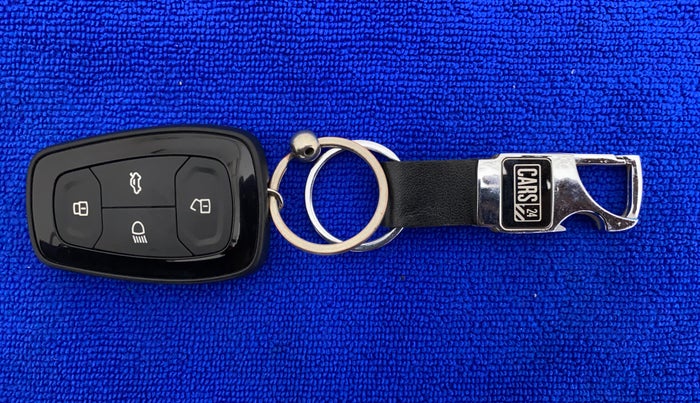 2021 Tata Harrier XZA PLUS 2.0L, Diesel, Automatic, 13,924 km, Key Close Up