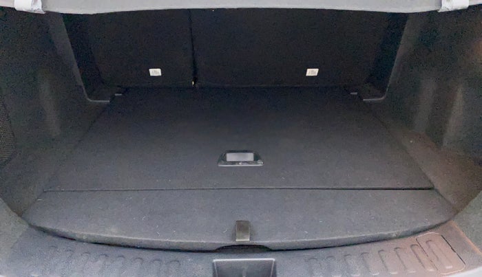 2021 Tata Harrier XZA PLUS 2.0L, Diesel, Automatic, 13,924 km, Boot Inside