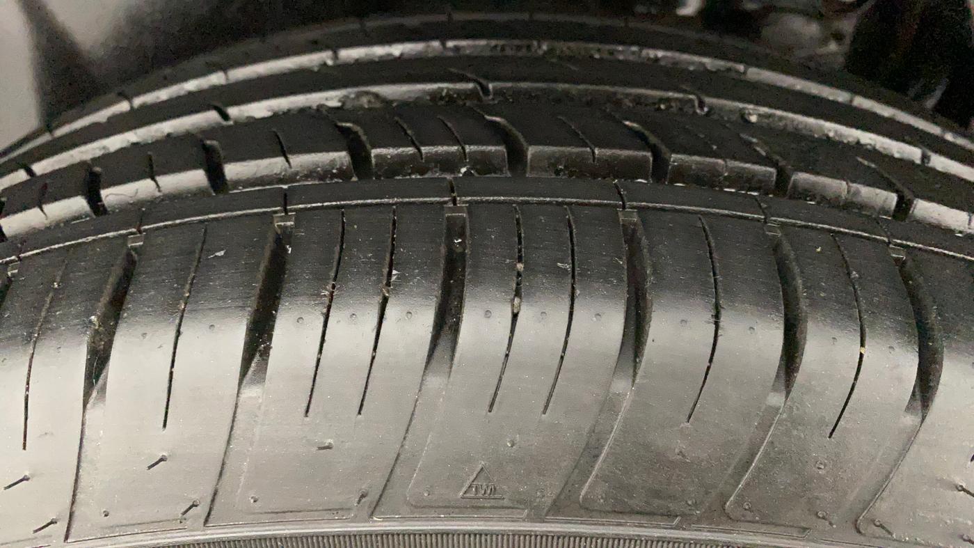 2021 Tata Harrier XZA PLUS 2.0L, Diesel, Automatic, 13,924 km, Right Rear Tyre Tread