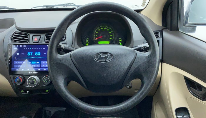 2013 Hyundai Eon ERA +, Petrol, Manual, 22,082 km, Steering Wheel Close Up