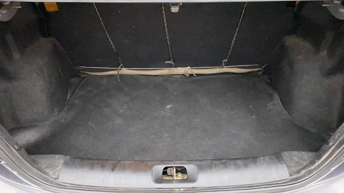 2014 Maruti Swift Dzire VXI, Petrol, Manual, 1,12,866 km, Boot Inside