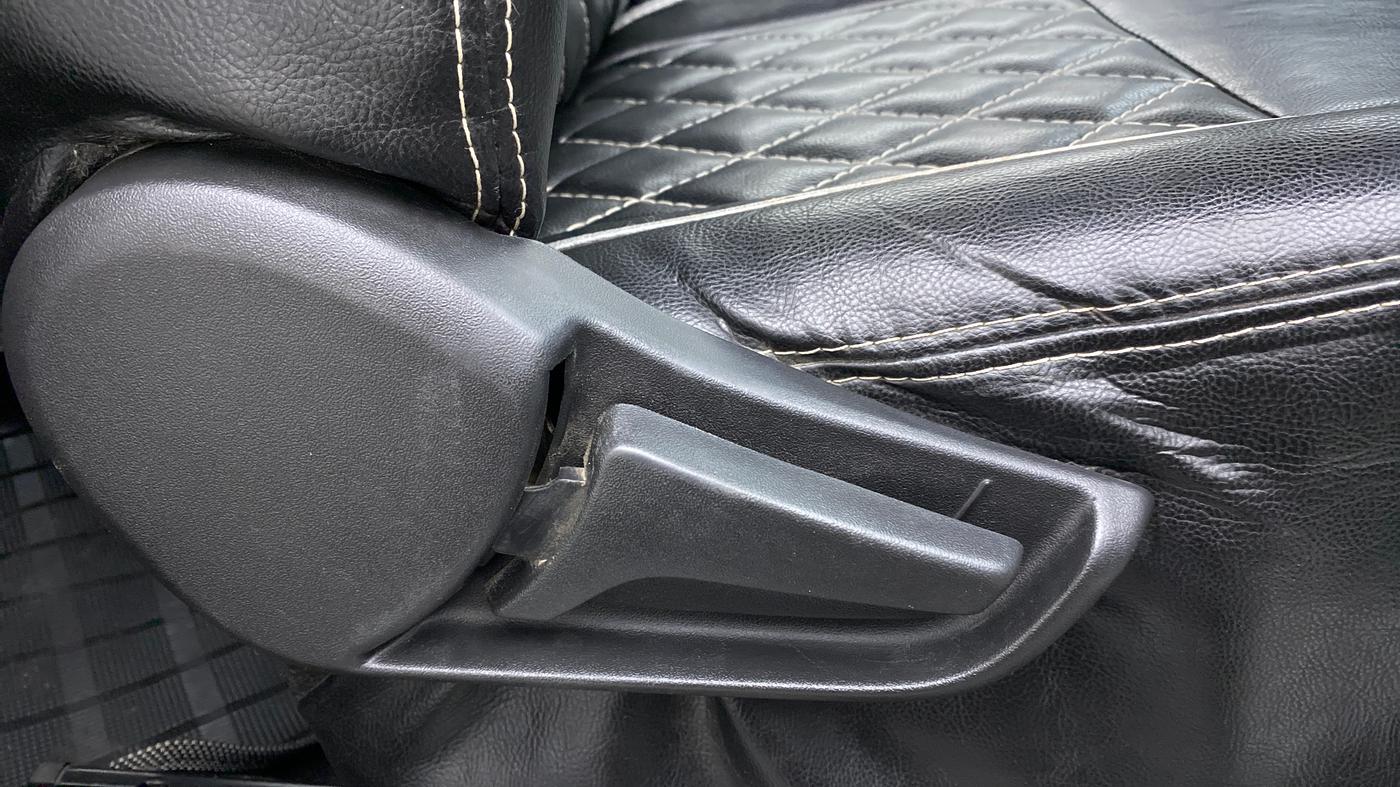 2019 Maruti S PRESSO VXI, Petrol, Manual, 35,799 km, Driver Side Adjustment Panel
