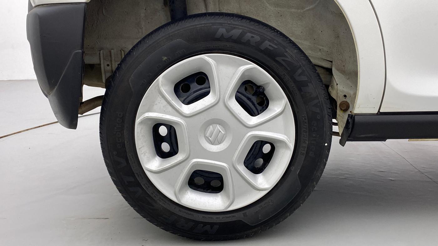 2019 Maruti S PRESSO VXI, Petrol, Manual, 35,799 km, Right Rear Wheel