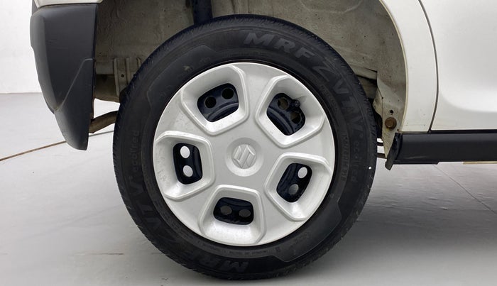 2019 Maruti S PRESSO VXI, Petrol, Manual, 35,799 km, Right Rear Wheel