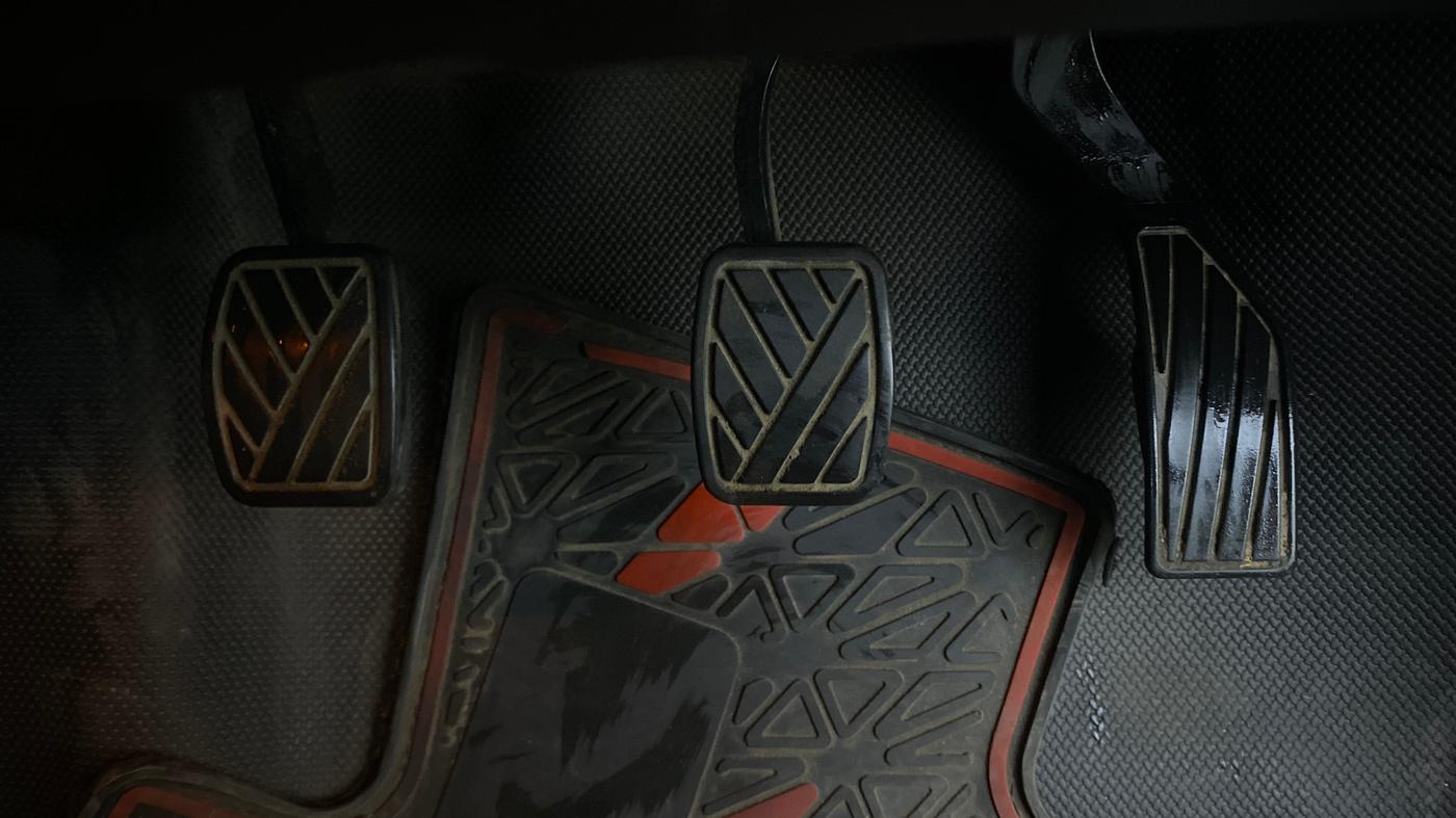 2022 Maruti Vitara Brezza ZXI, Petrol, Manual, 17,757 km, Pedals
