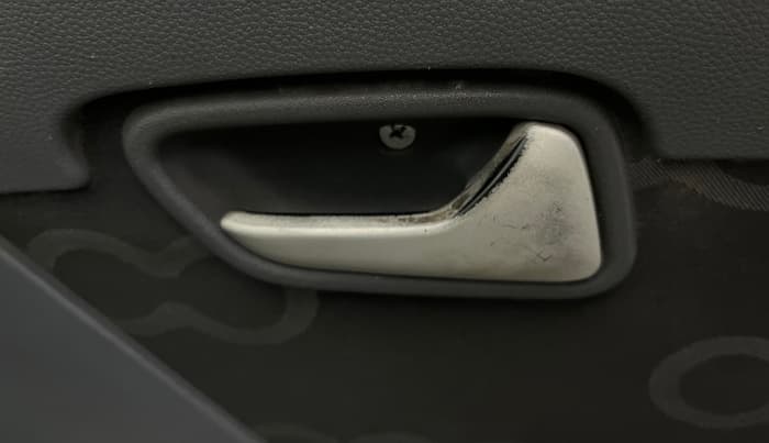 2015 Maruti Alto 800 VXI, Petrol, Manual, 83,851 km, Driver Side Door Panels Control