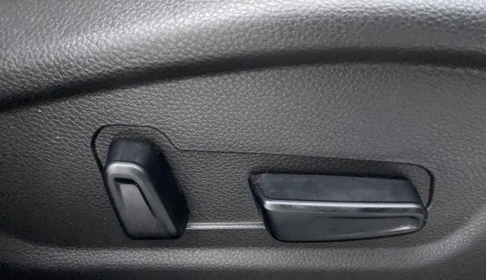 2021 KIA SELTOS GTX(O) 1.4G MT, Petrol, Manual, 14,461 km, Driver Side Adjustment Panel