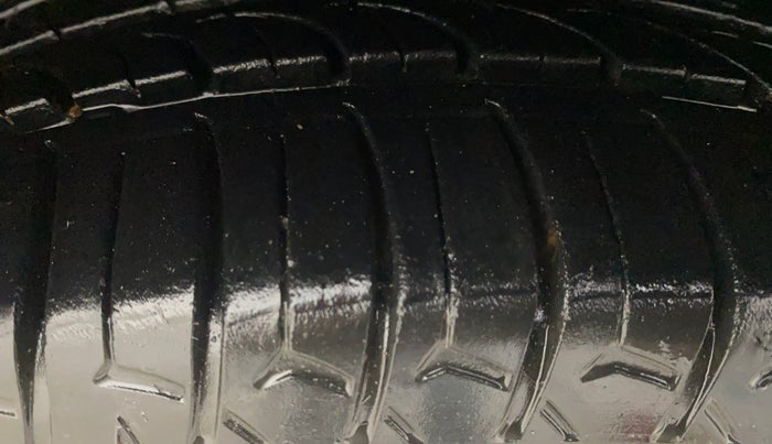 2014 Honda Amaze 1.5L I-DTEC S, Diesel, Manual, 86,926 km, Right Front Tyre Tread