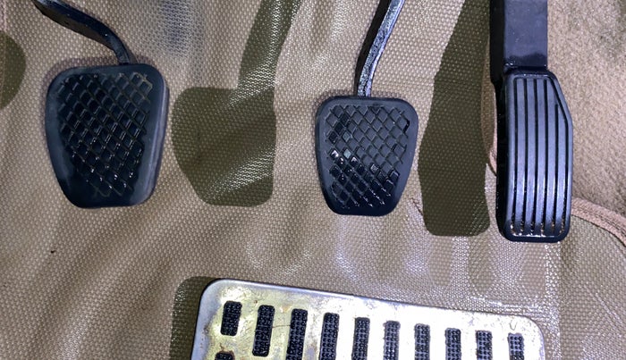 2016 Honda City 1.5L I-VTEC VX, Petrol, Manual, 1,18,333 km, Pedals