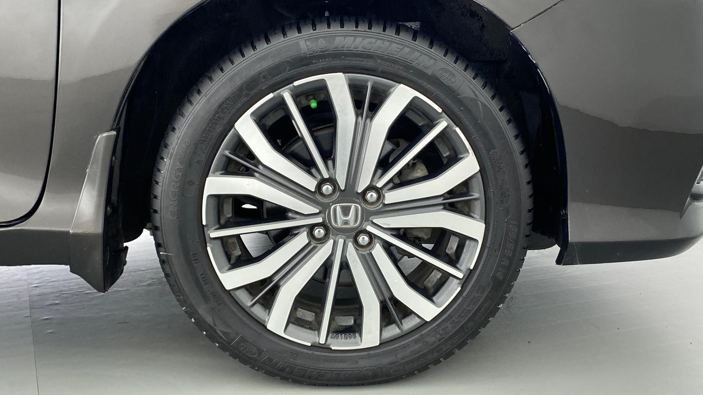 2017 Honda City VX MT PETROL, Petrol, Manual, 37,077 km, Right Front Wheel