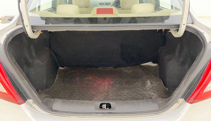 2014 Maruti Swift Dzire VXI, Petrol, Manual, 1,07,296 km, Boot Inside
