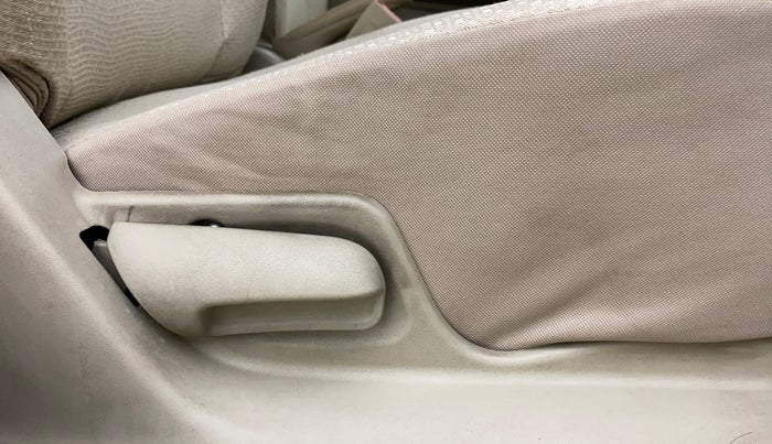 2014 Maruti Swift Dzire VXI, Petrol, Manual, 1,07,296 km, Driver Side Adjustment Panel