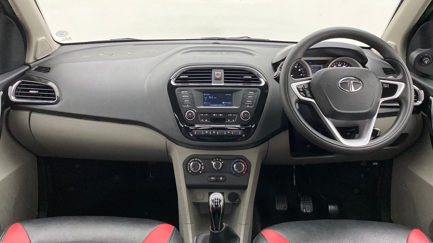 2017 Tata Tiago XZ 1.2 REVOTRON, Petrol, Manual, 24,330 km, Dashboard